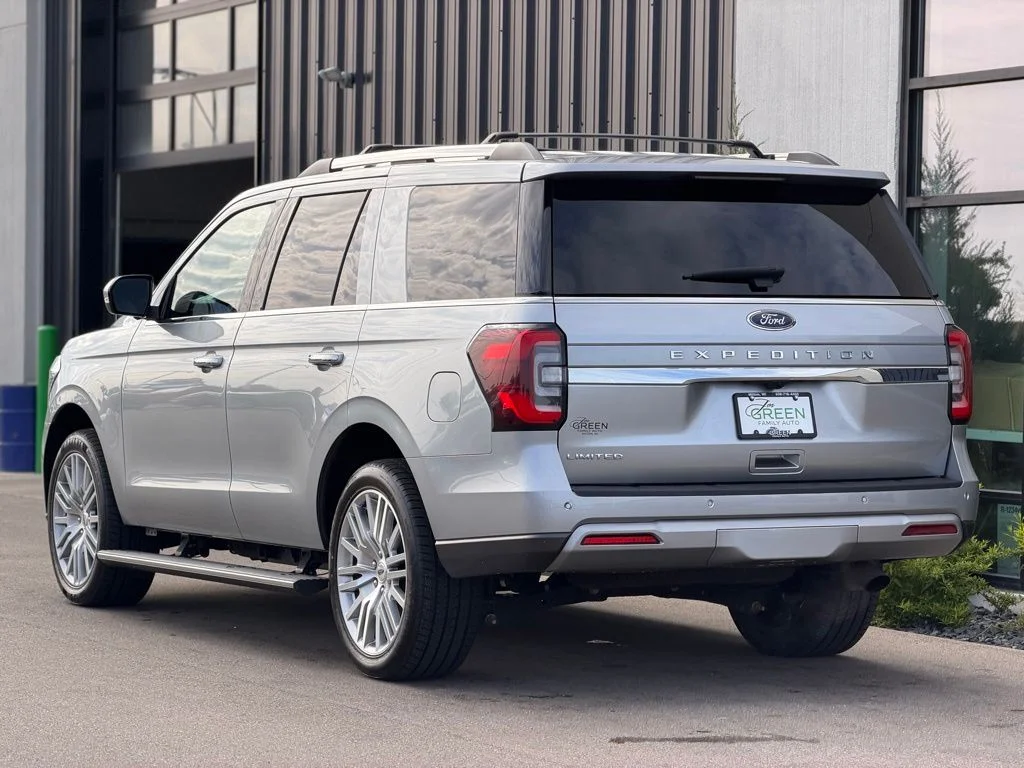 Used 2024 Silver Ford Limited image 3
