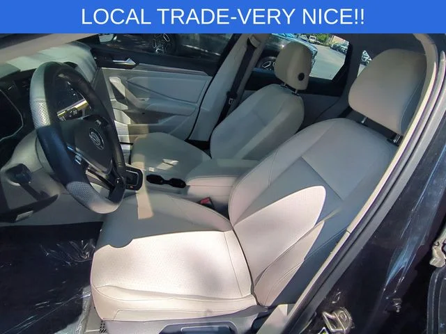 Used 2019 Black Volkswagen SEL image 16