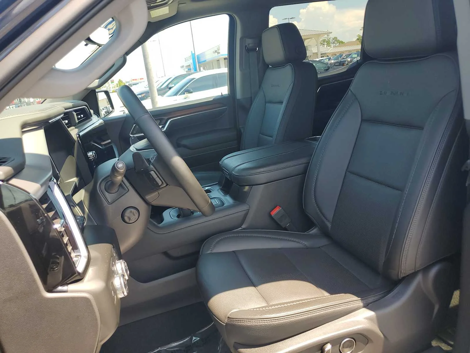 Used 2025 Titanium Rush Metallic GMC Denali image 21