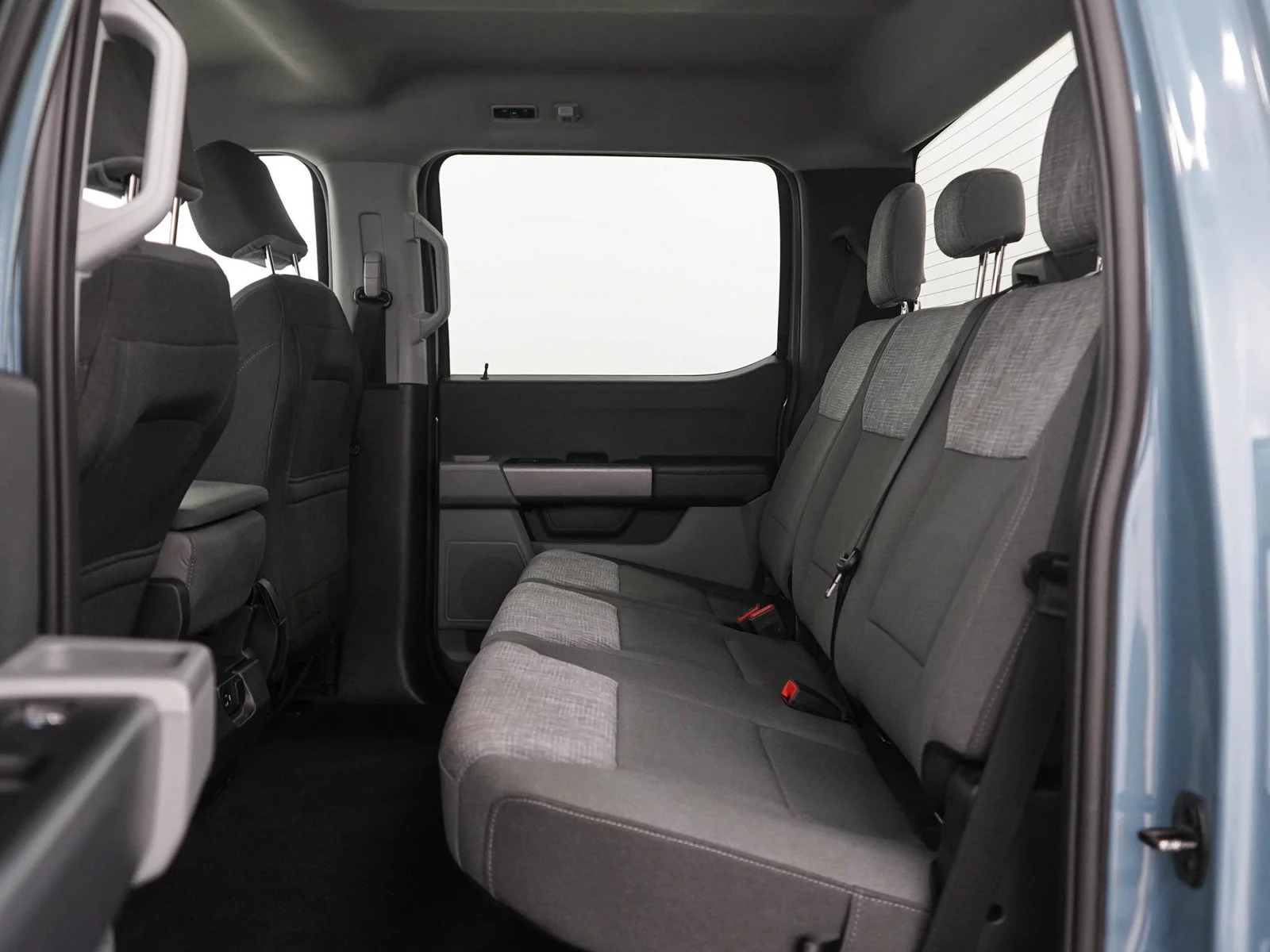 Used 2023 Area 51 Blue Ford XLT image 17