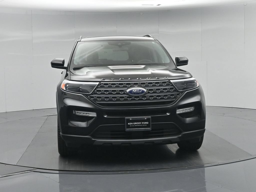 Certified Used 2023 Black Ford XLT image 62