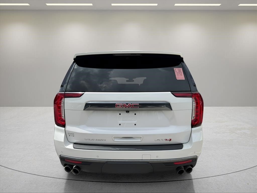 Used 2022 White Frost Tricoat GMC AT4 image 7
