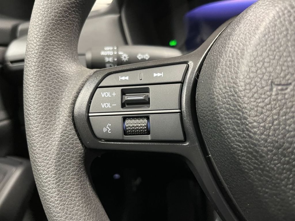 2025 Honda Accord SE - Photo 17