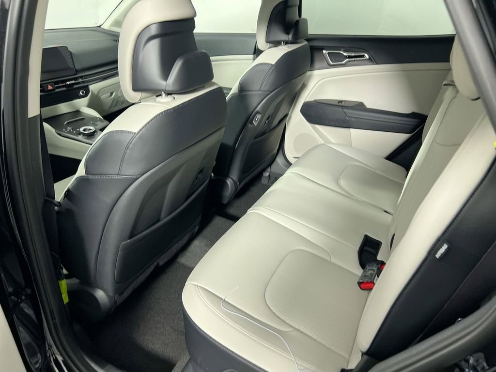 New 2026 Fusion Black Kia EX image 27