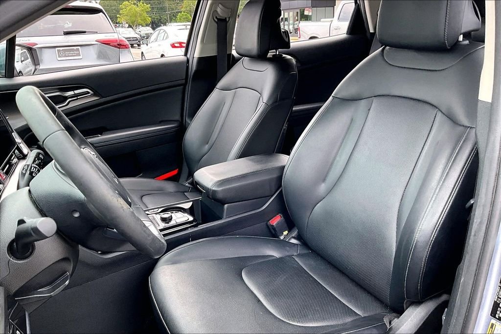 Used 2023 Silver Kia EX image 18