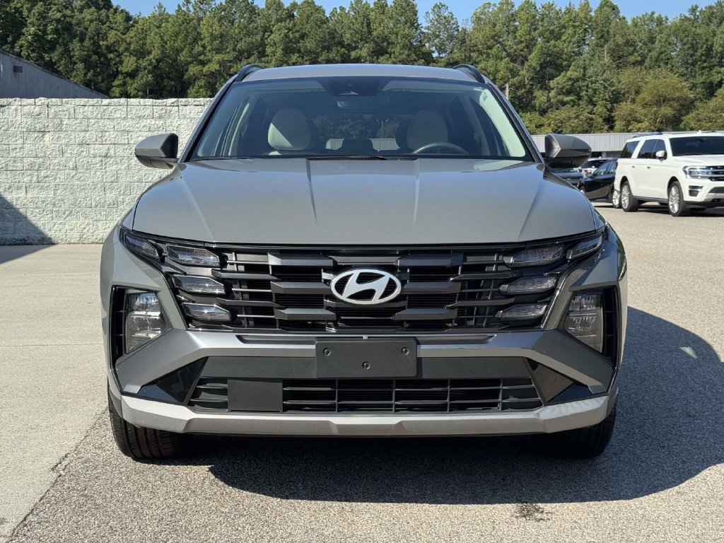 Used 2025 Gray Hyundai SEL image 26