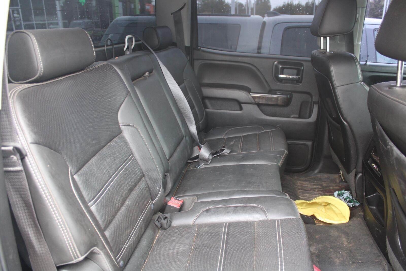 Used 2015 Summit White GMC Denali image 5