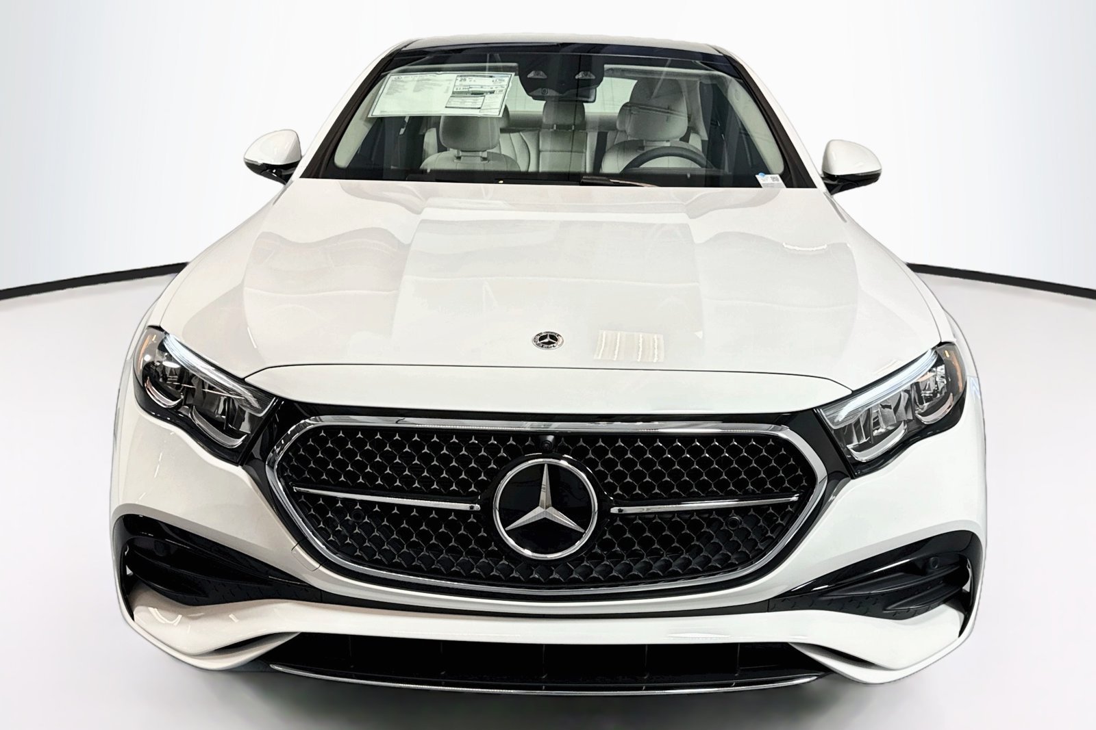New 2027 Polar White Mercedes-Benz E 450 image 2