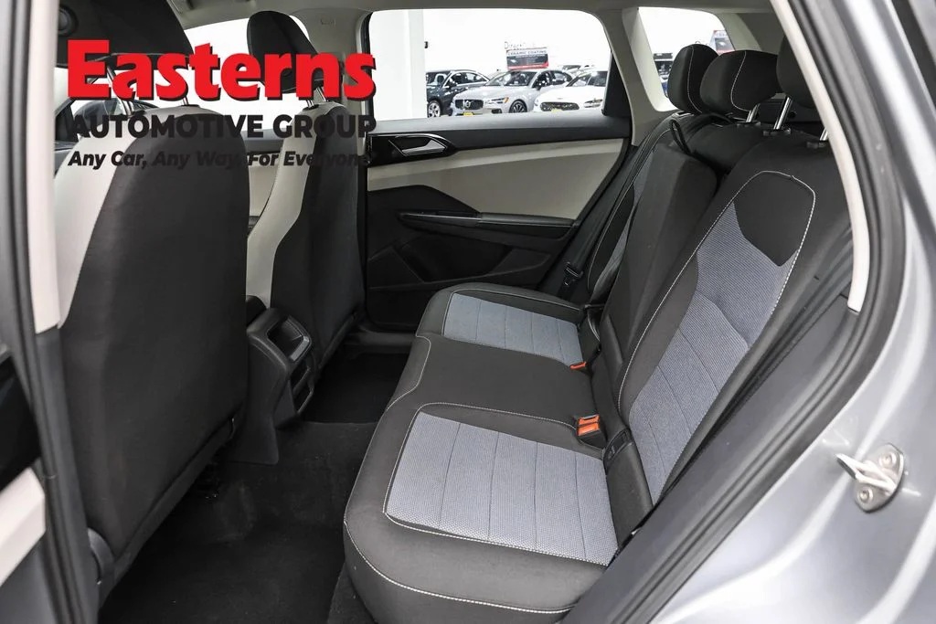 Used 2025 Silver Volkswagen 1.5T S image 19