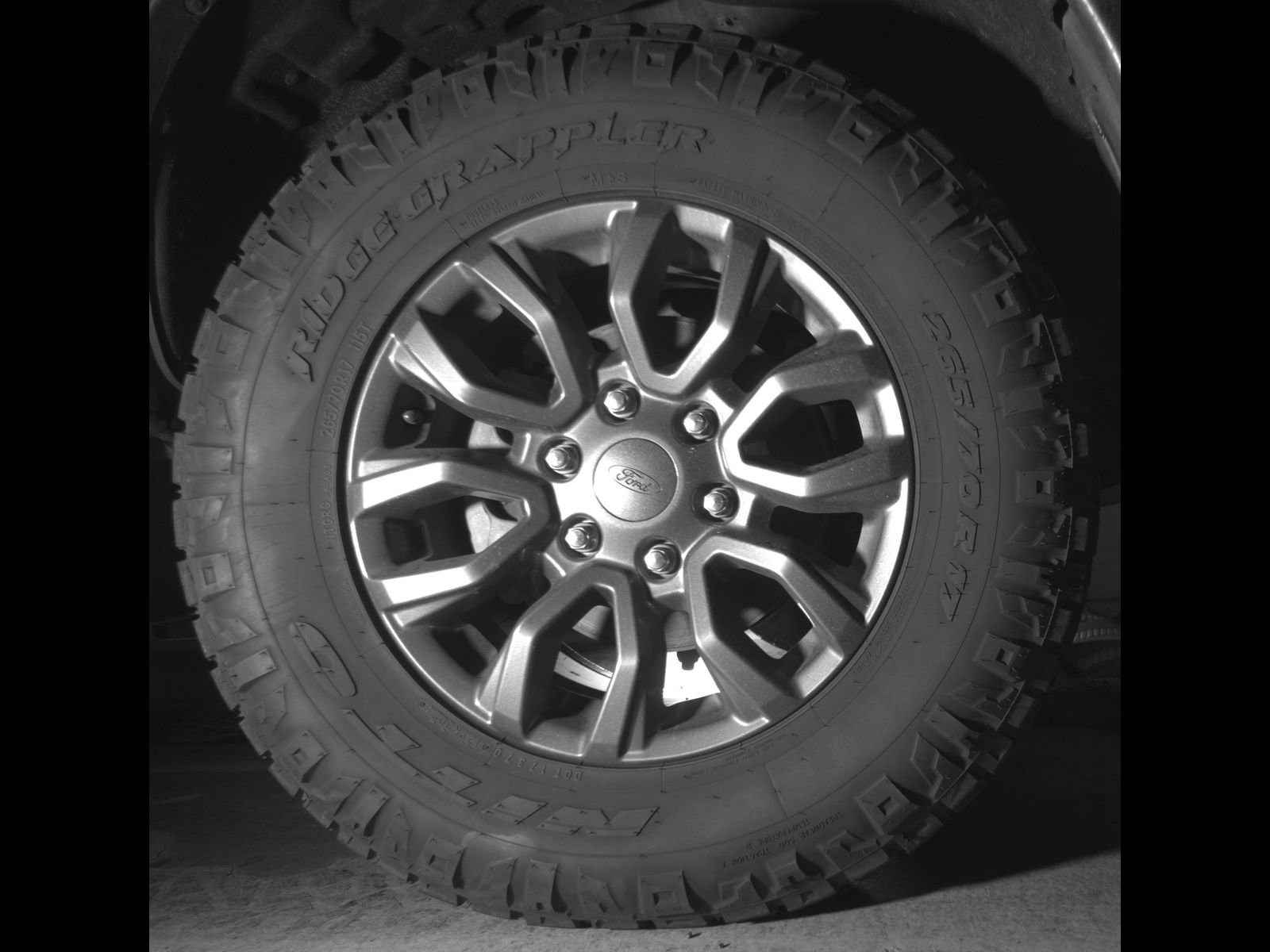 Used 2019 Oxford White Ford XLT image 10