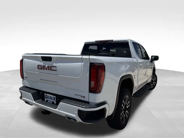 Used 2024 White GMC AT4 image 8