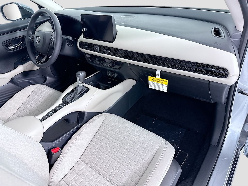 2027 Honda HR-V LX - Photo 17