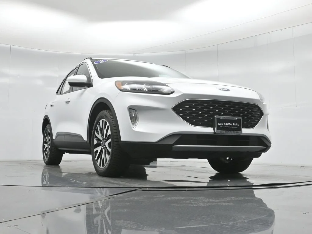 Certified Used 2020 White Ford SEL image 45