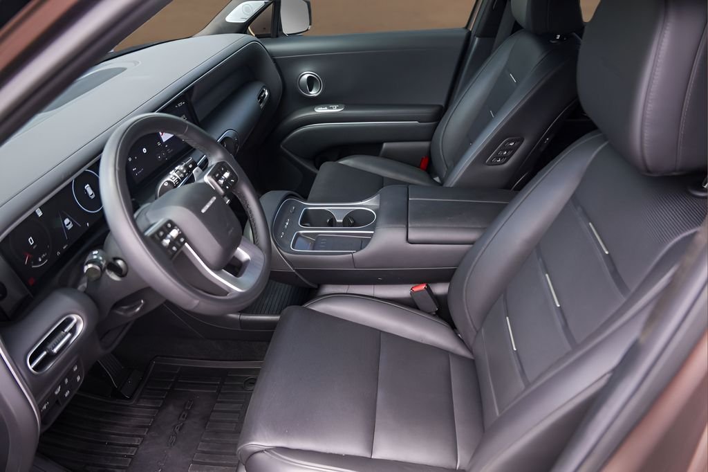 Used 2026  Hyundai Calligraphy image 9