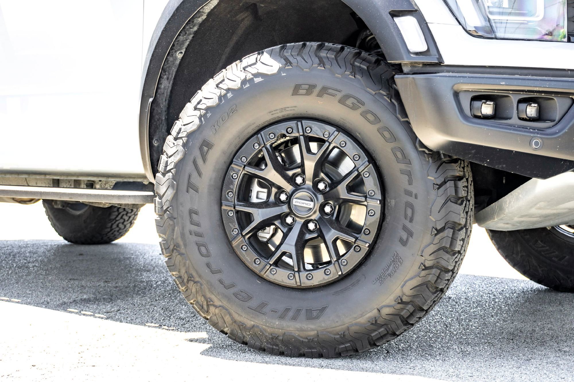 Certified Used 2023 Avalanche Gray Ford Raptor R image 2