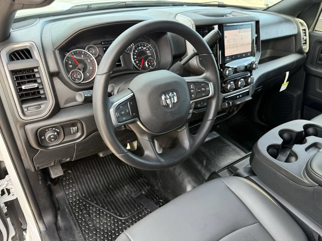 2026 RAM 3500 Tradesman - Photo 10