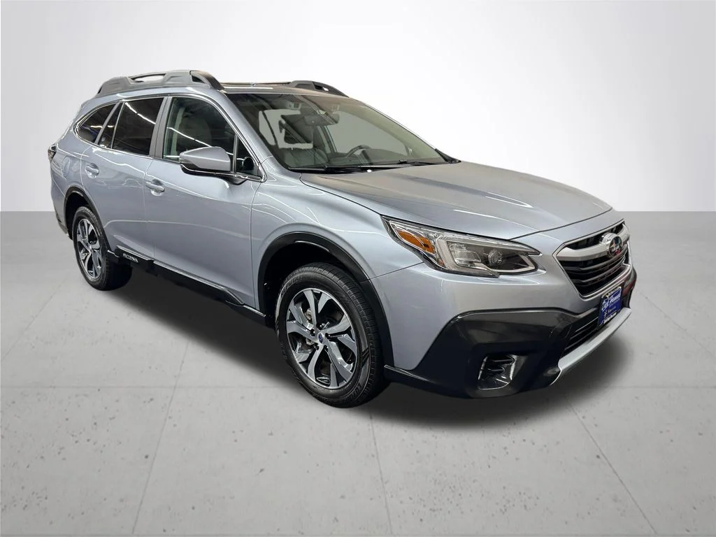 Used 2021 Silver Subaru Limited image 10