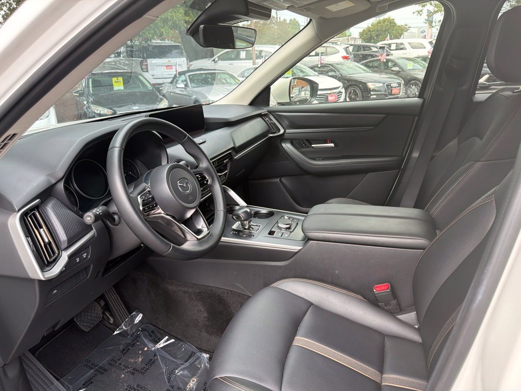 Used 2026 White Mazda 3.3 Turbo Select image 13