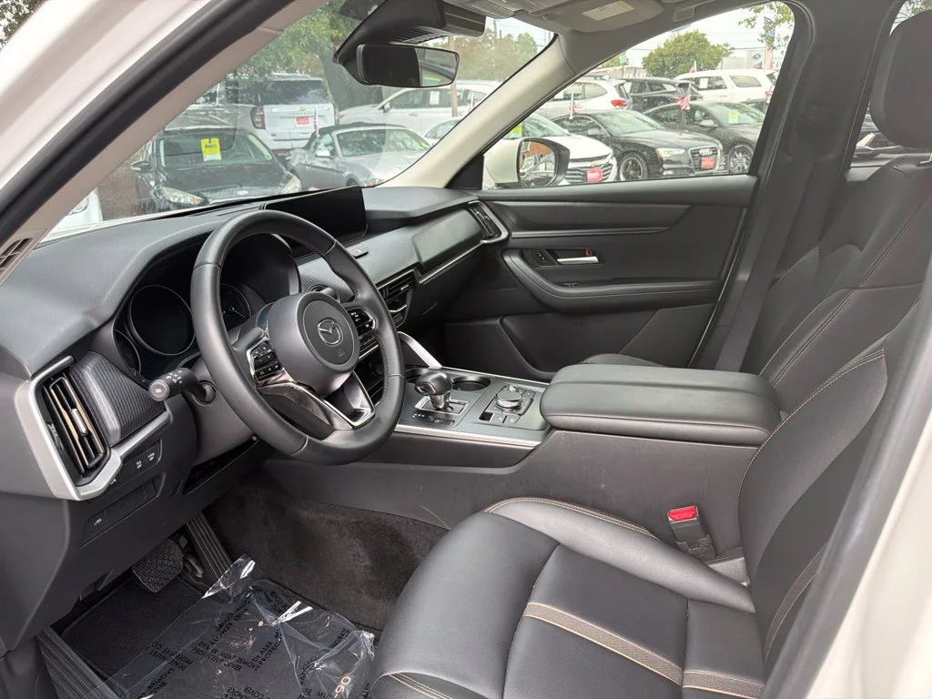 Used 2026 White Mazda 3.3 Turbo Select image 13