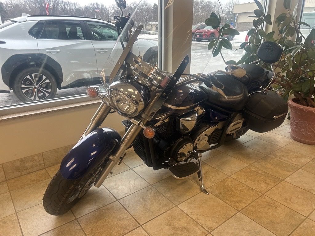 Used 2007 Blue Yamaha Motorcycle image 2