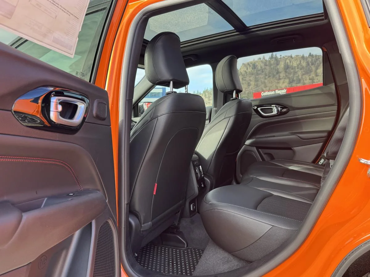 New 2026 joose Jeep Trailhawk image 10