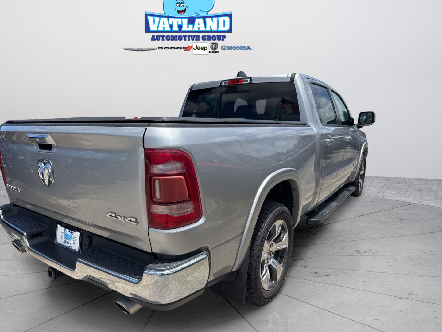 Used 2019 Silver Ram Laramie image 11