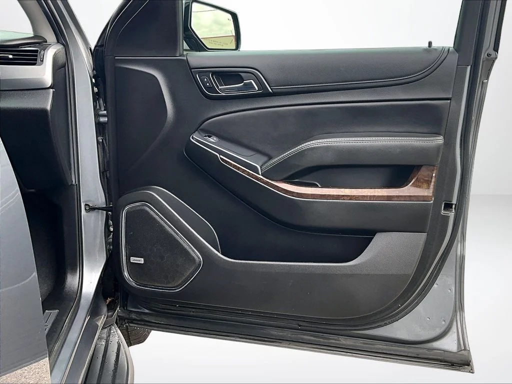 Used 2019 Gray Chevrolet LT image 24