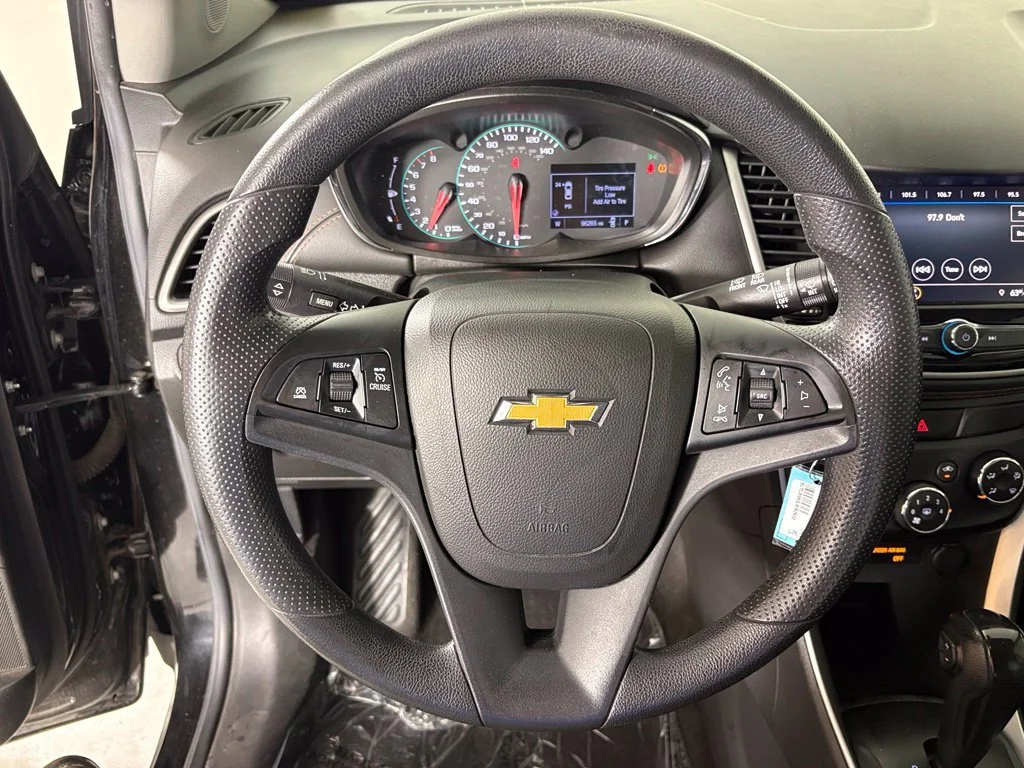 Certified Used 2020 MOSAIC BLACK METALLIC Chevrolet LS image 21