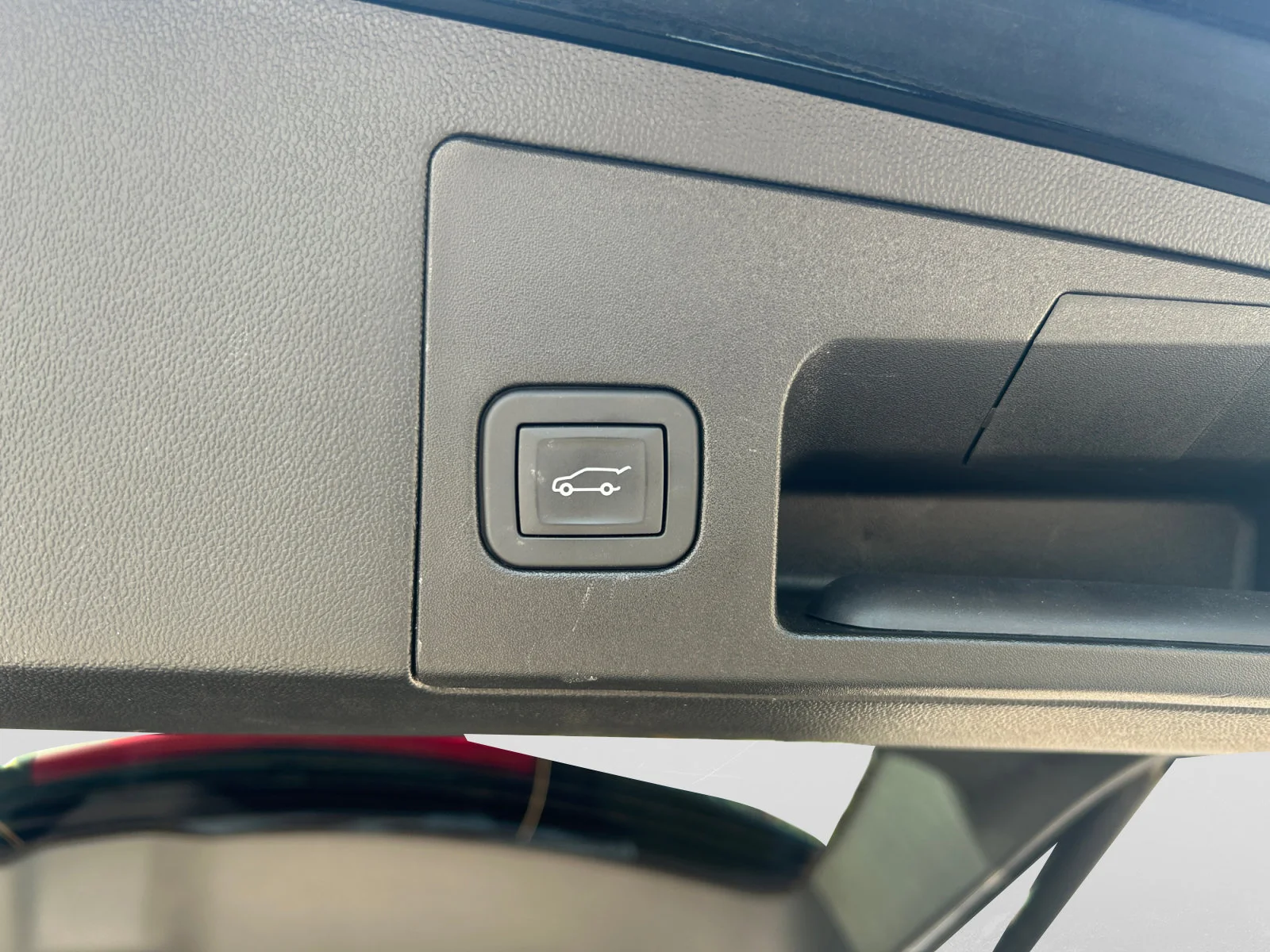 Certified Used 2025 STELLAR BLACK METALLIC Cadillac AWD Premium Luxury Leather Sunroof Nav image 11