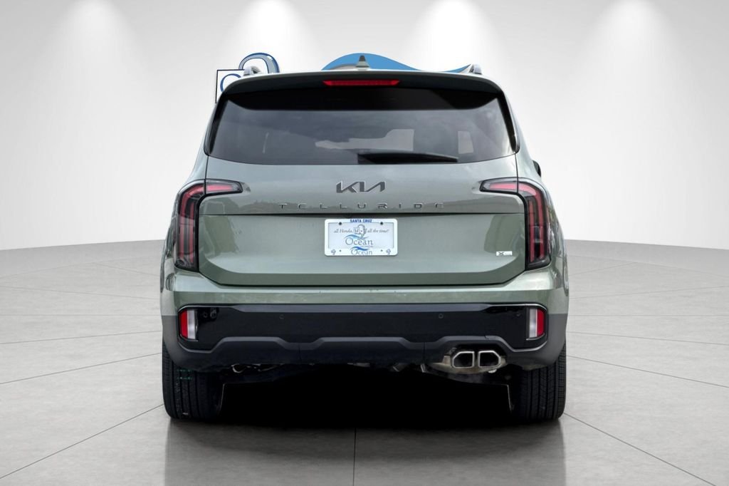 Used 2024 Jungle Green Kia EX X-Line image 5