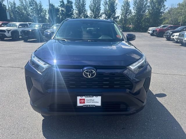 Used 2024  Toyota XLE image 9