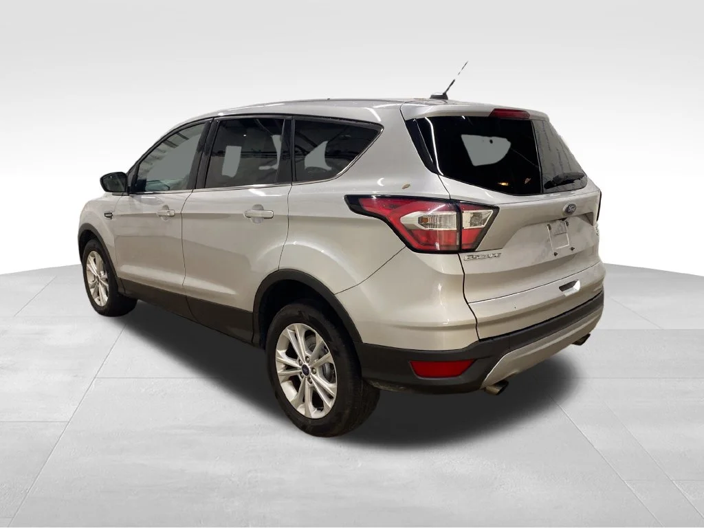 Used 2017 Silver Ford SE image 3