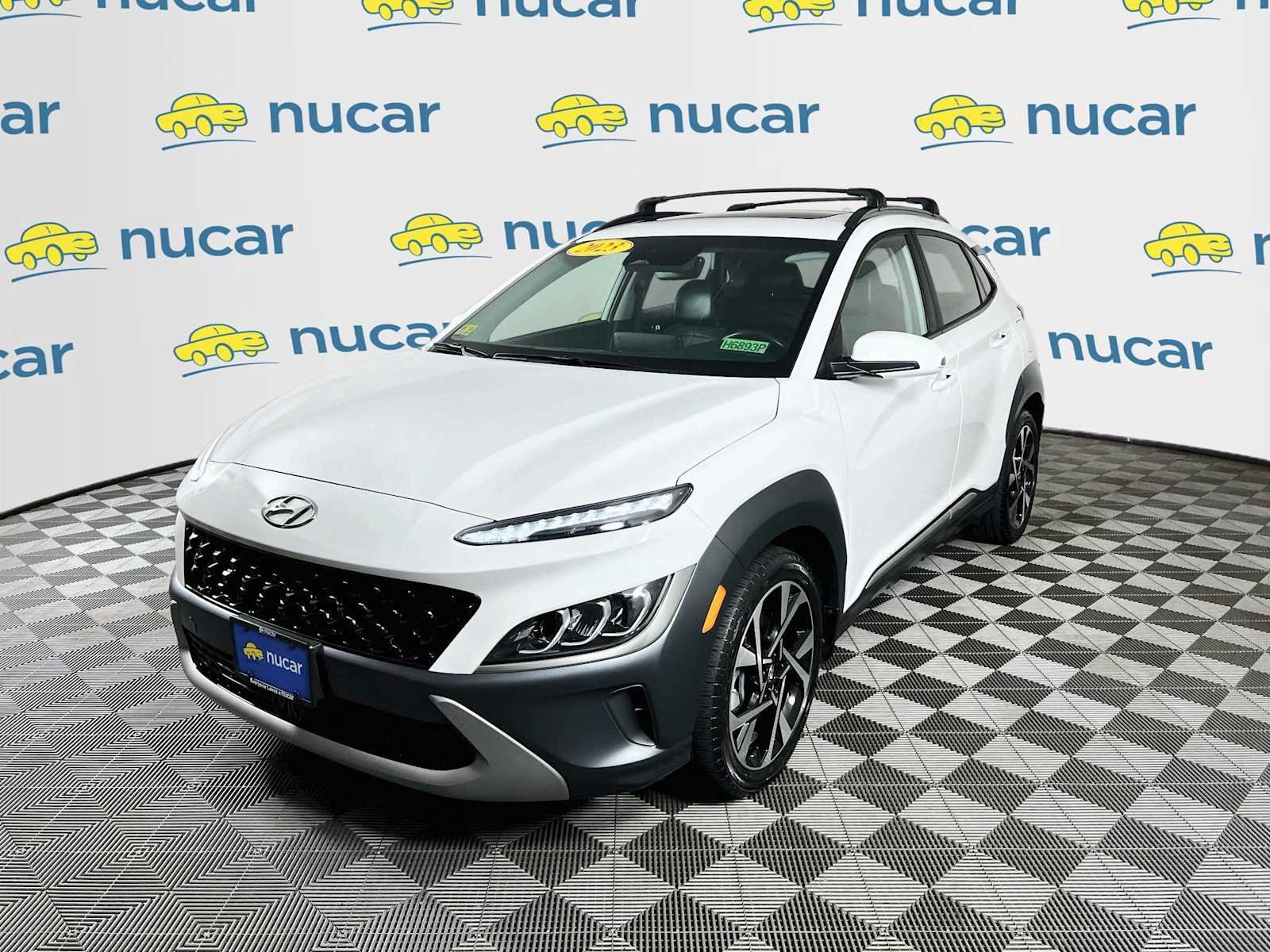 Used 2023 Lunar White Hyundai Limited image 3
