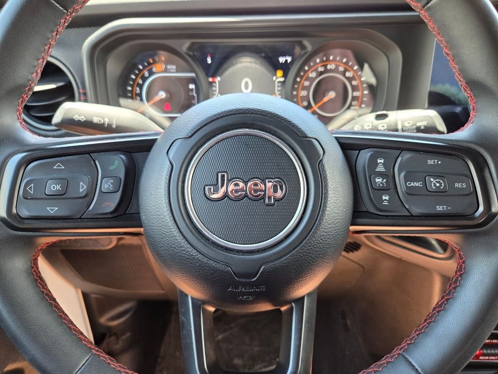 Used 2024 White Jeep Rubicon image 31