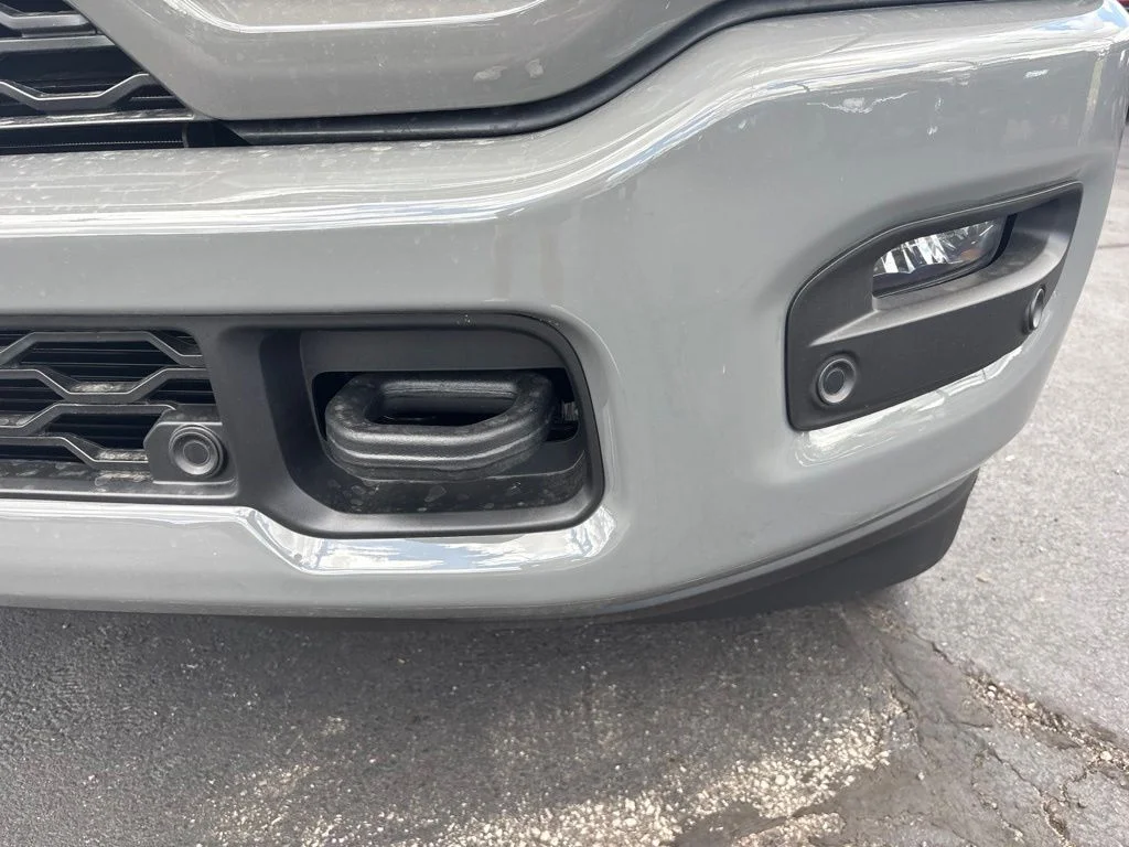 New 2026 Ceramic Gray Clear-Coat Exterior Paint RAM LARAMIE image 10