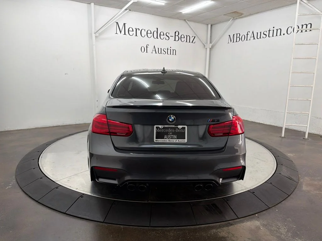 Used 2018 Gray BMW Base image 6