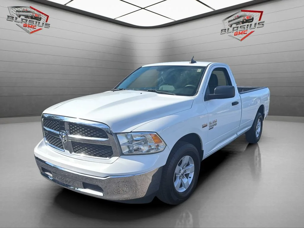 Used 2023 White Ram SLT image 1