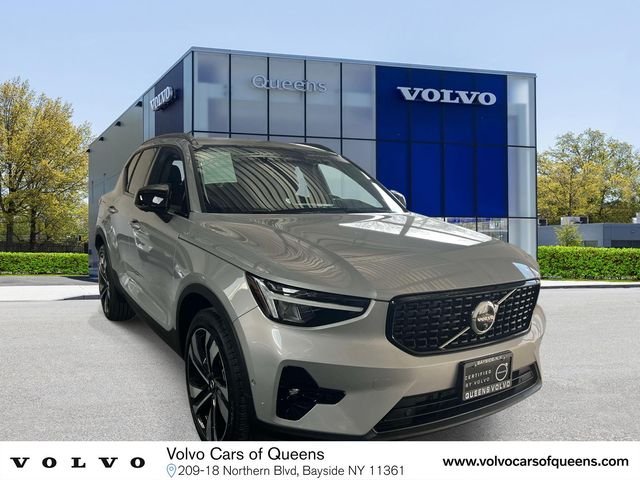 2023 Volvo XC40 Plus