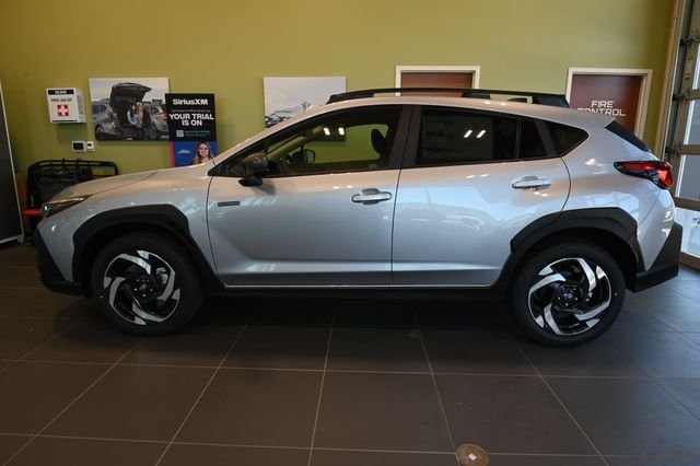 New 2026 ICE SILVER METALLIC Subaru Limited Hybrid image 10