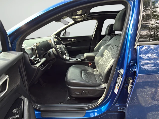 Used 2023 Blue Kia X-Line image 26