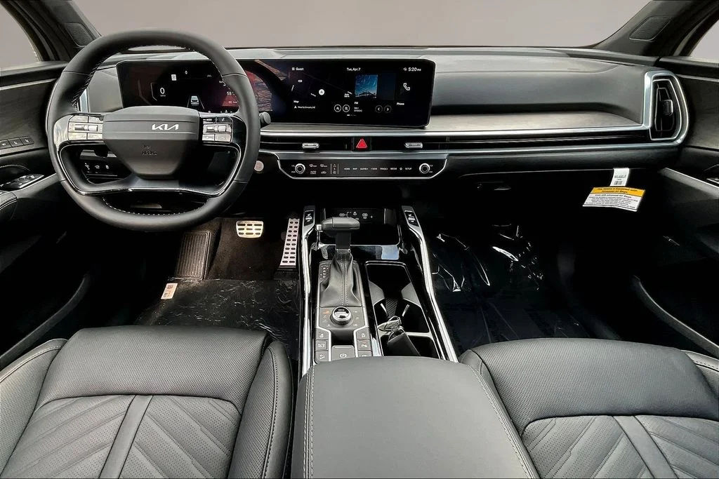 New 2026 Wolf Gray Kia X-Line SX Prestige AWD image 5
