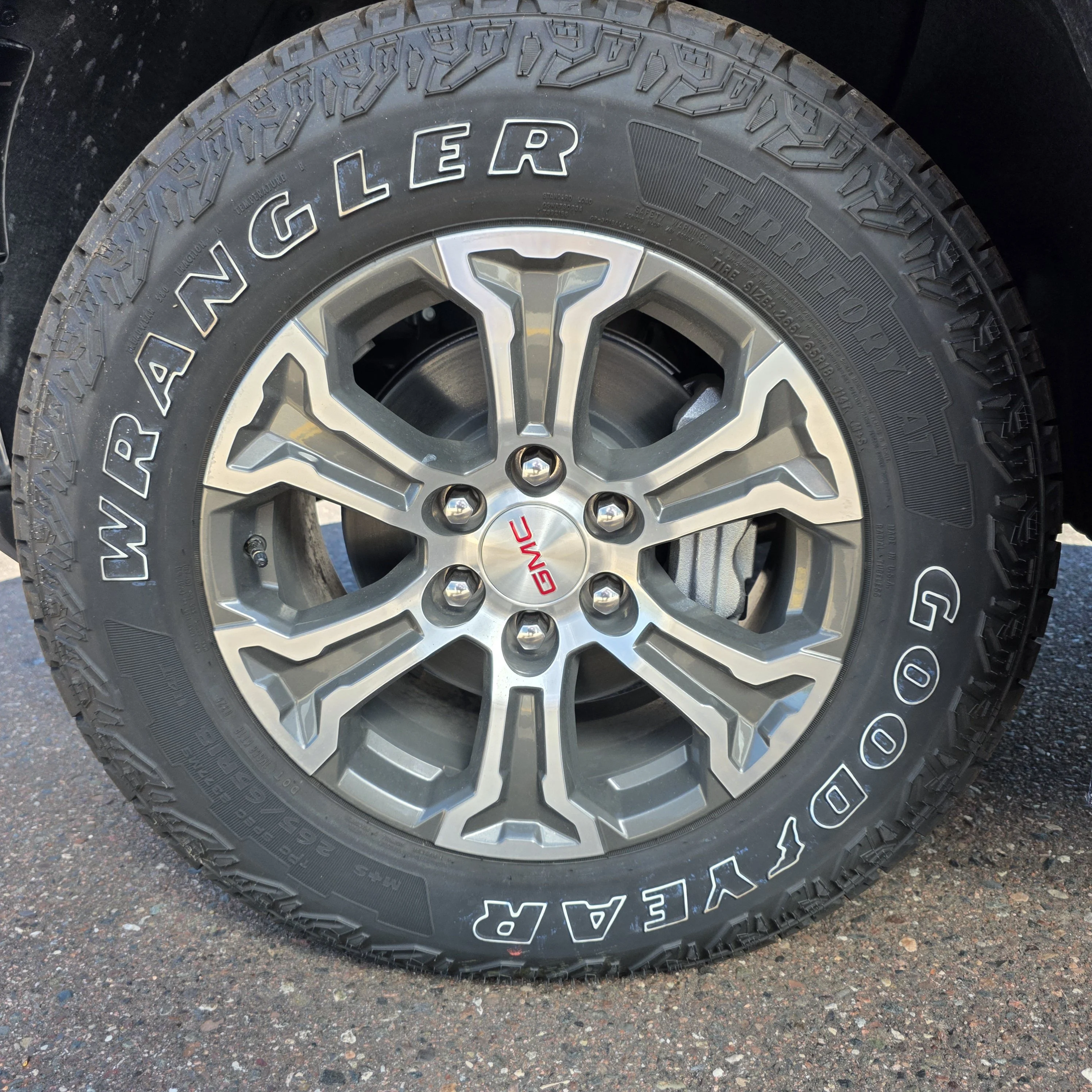 2026 GMC Sierra 1500 SLE - Photo 8