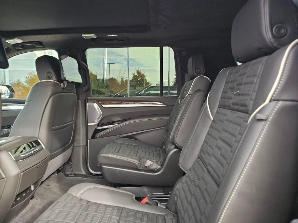 2026 Cadillac Escalade ESV Platinum Sport - Photo 21