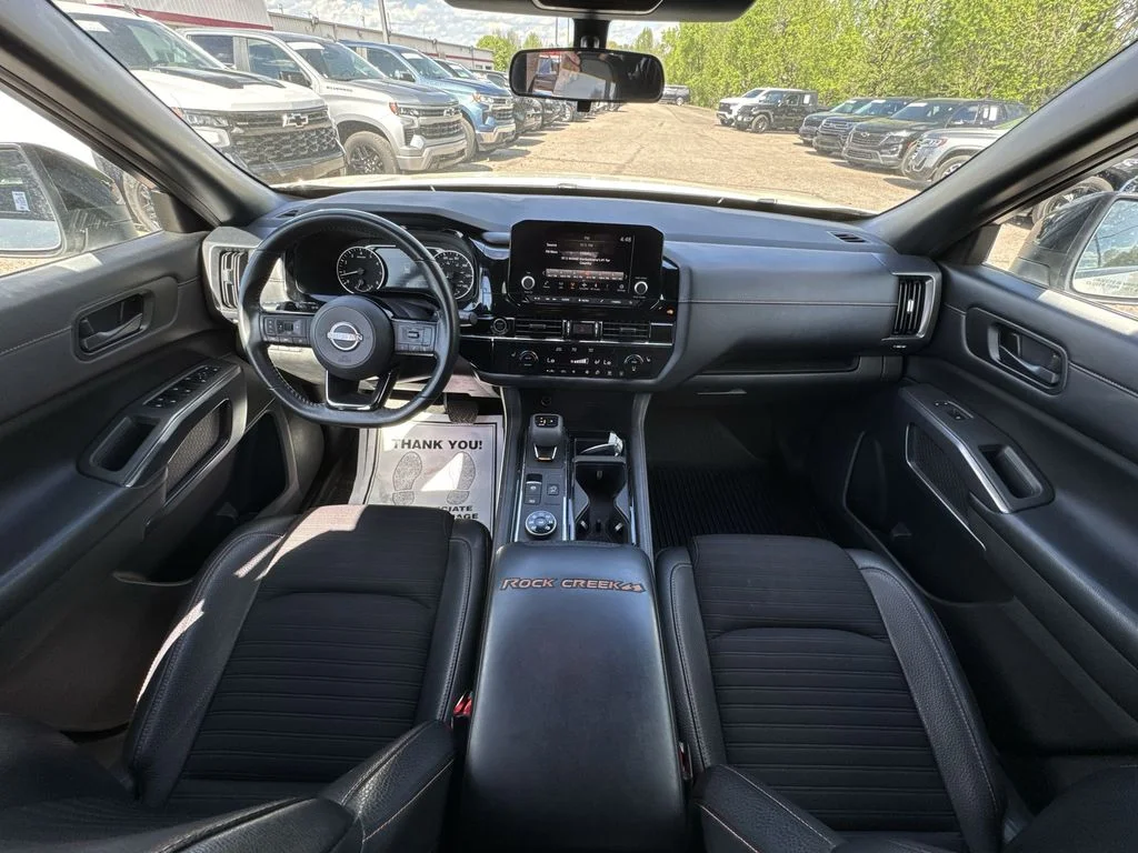 Used 2023 White Nissan Rock Creek image 20