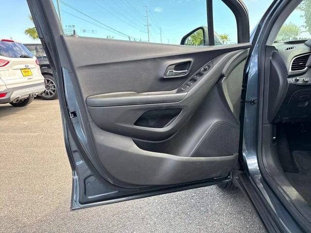 Used 2021 Shadow Gray Metallic Chevrolet LS image 15
