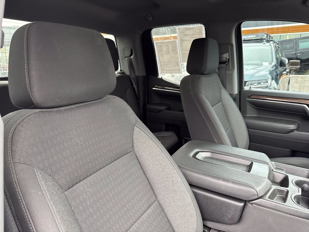 Used 2023 Black Chevrolet LT image 8