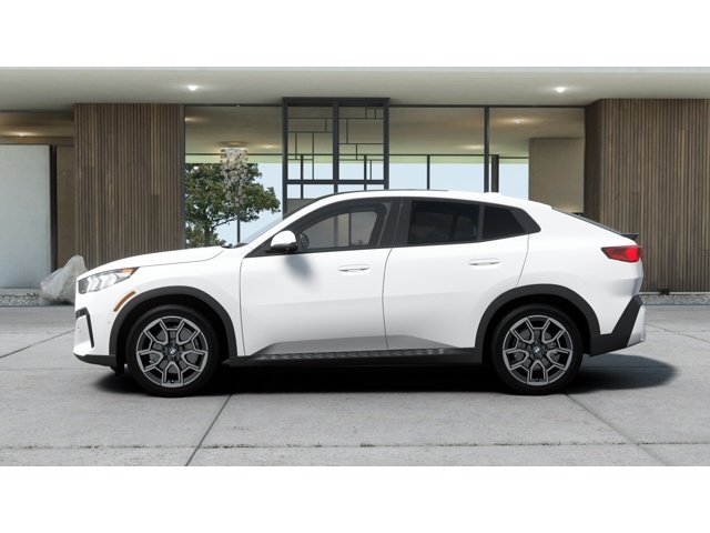 New 2027 Alpine White BMW xDrive28i image 4