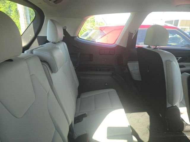 Used 2024 Gravity Gray Kia S image 6
