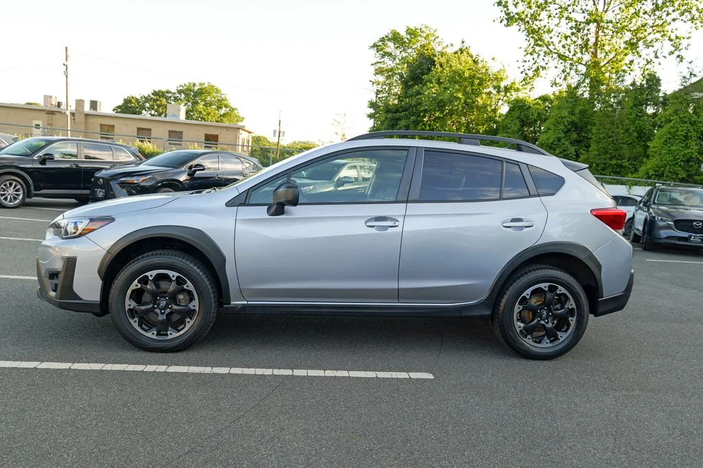 Used 2023 Ice Silver Metallic Subaru Base image 4