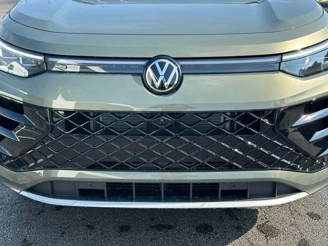 New 2026 Avocado Green  W/Black Roof Volkswagen 2.0T SEL R-Line Turbo image 8